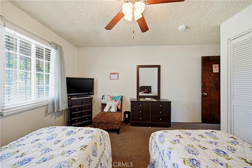 2731 West Victoria Street Rialto, CA 92376 - Photo 21 of 42