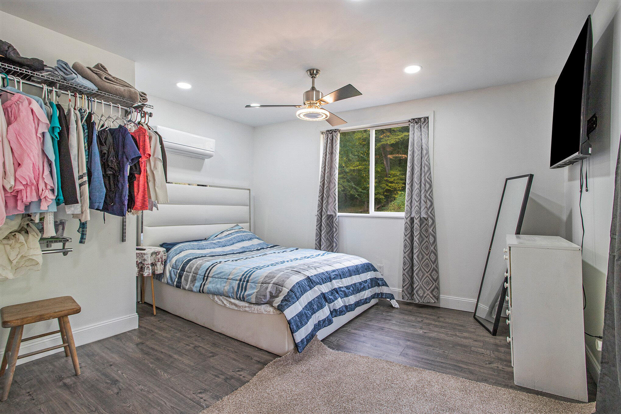 3010 Portage Road Niles, MI 49120 - Photo 21 of 39 Primary Bedroom Upper Leverl