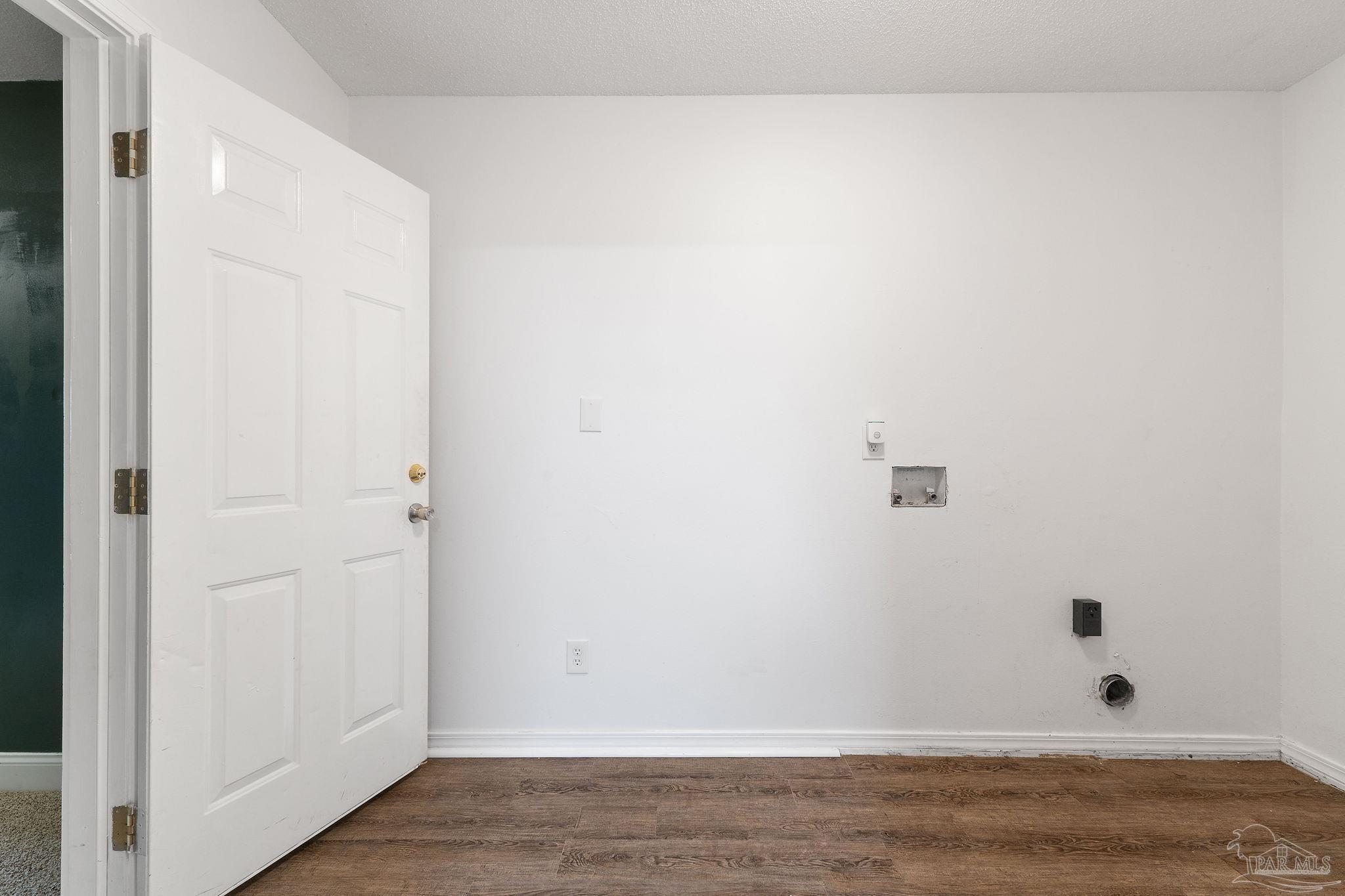 4642 Hamilton Bridge Road Milton, FL 32571 - Photo 13 of 49 Gallery Image 13