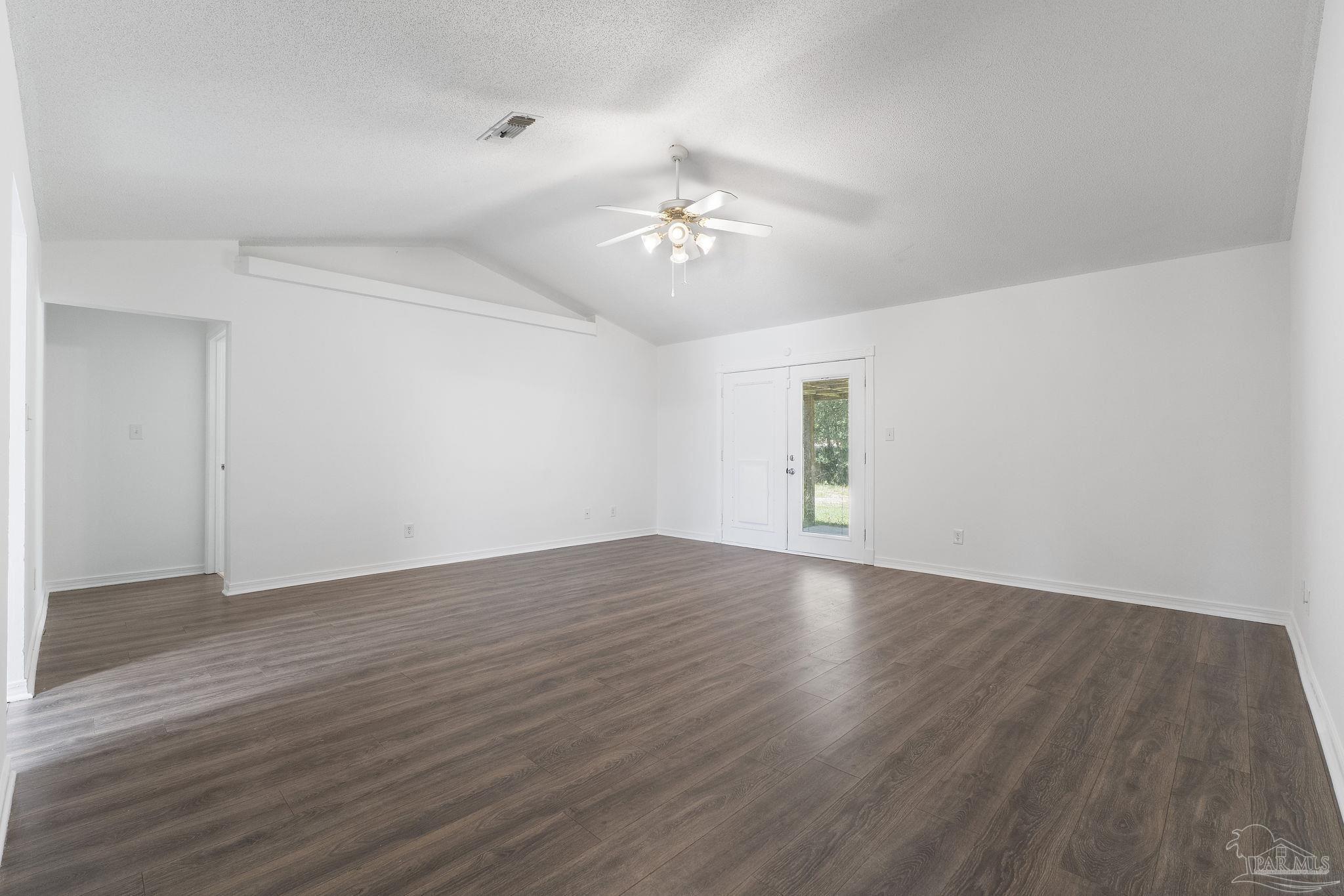 4642 Hamilton Bridge Road Milton, FL 32571 - Photo 18 of 49 Gallery Image 18