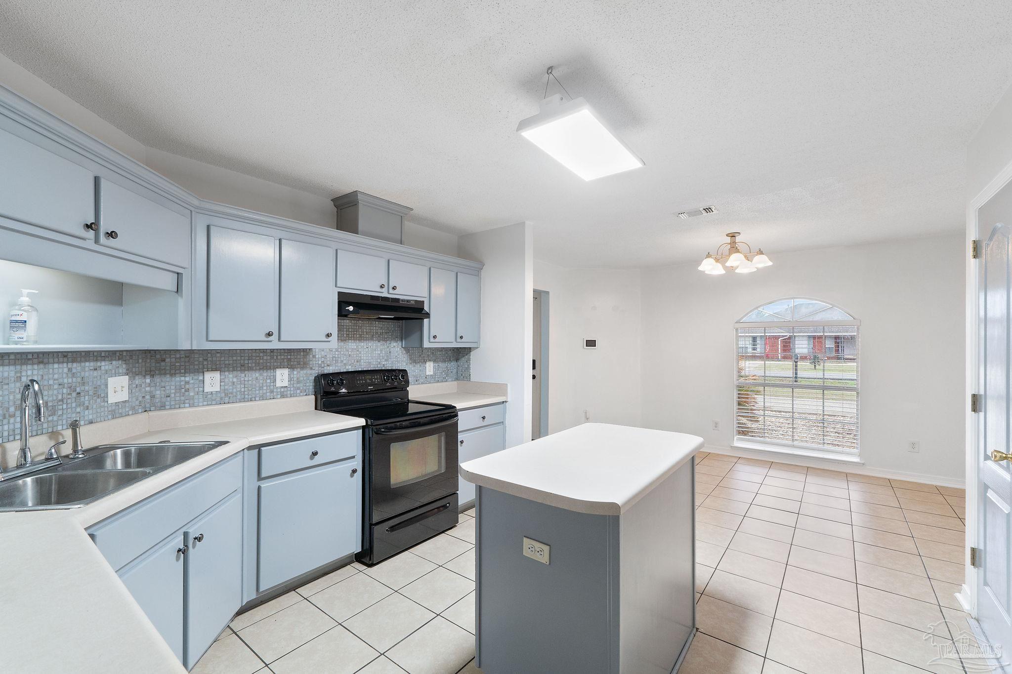 4642 Hamilton Bridge Road Milton, FL 32571 - Photo 10 of 49 Gallery Image 10