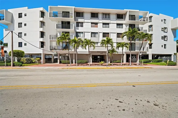 $475,000 | 8100 Byron Avenue, Unit 303, Miami Beach, FL 33141