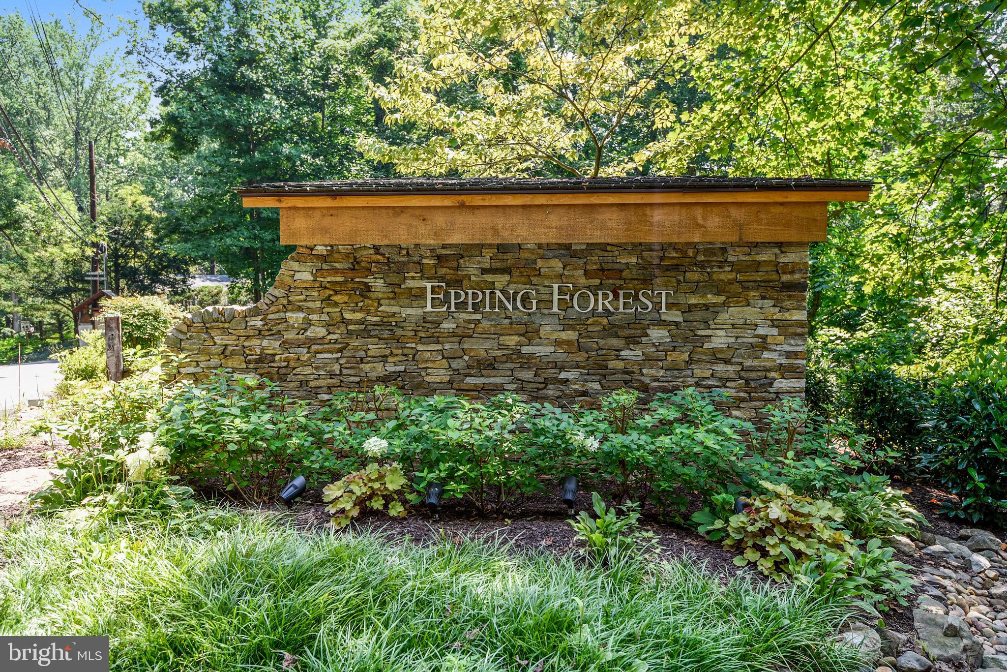 1710 Robinhood Road Annapolis, MD 21401 - Photo 39 of 54 Entrance to Neighborhood