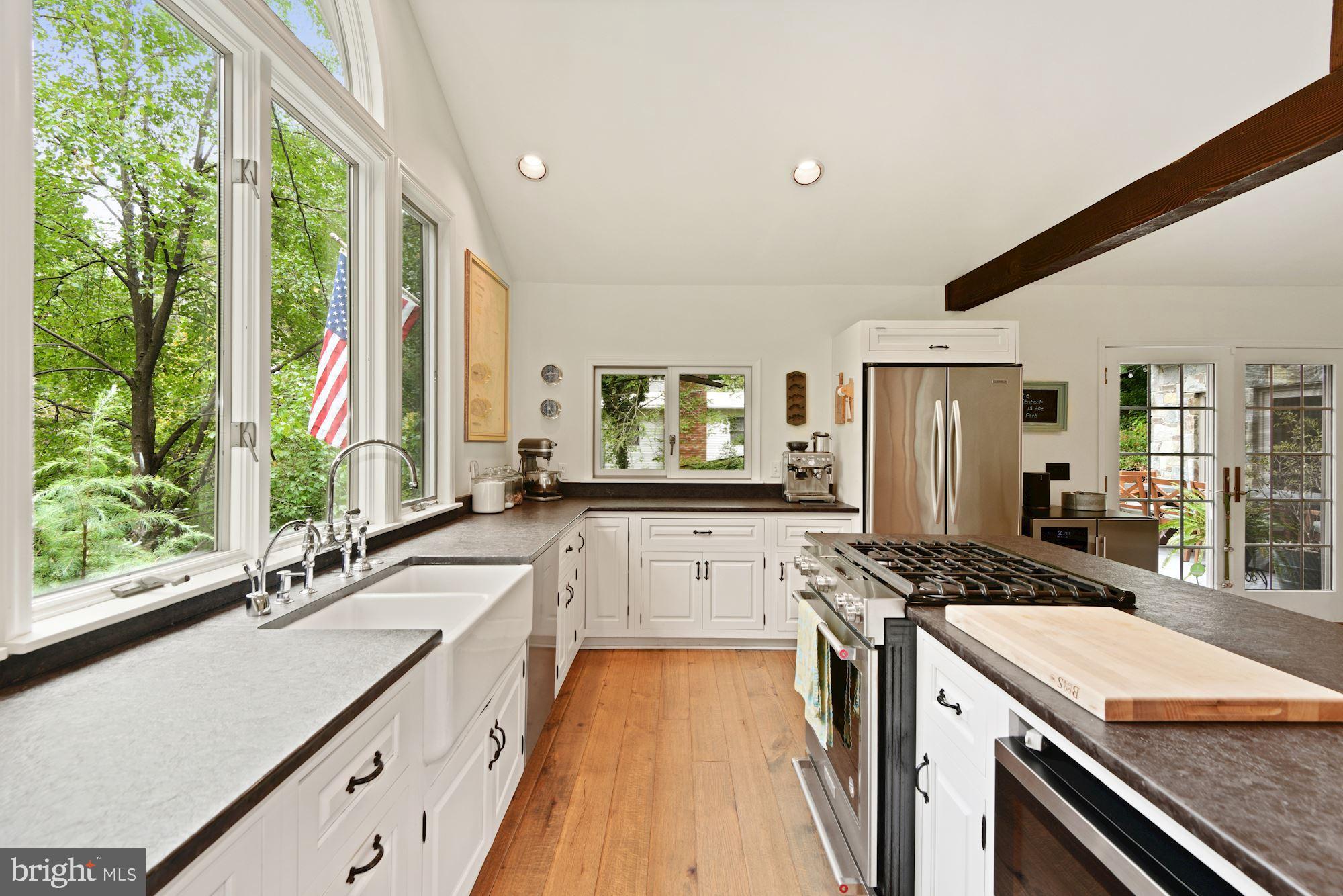 1710 Robinhood Road Annapolis, MD 21401 - Photo 8 of 54 New Appliances
