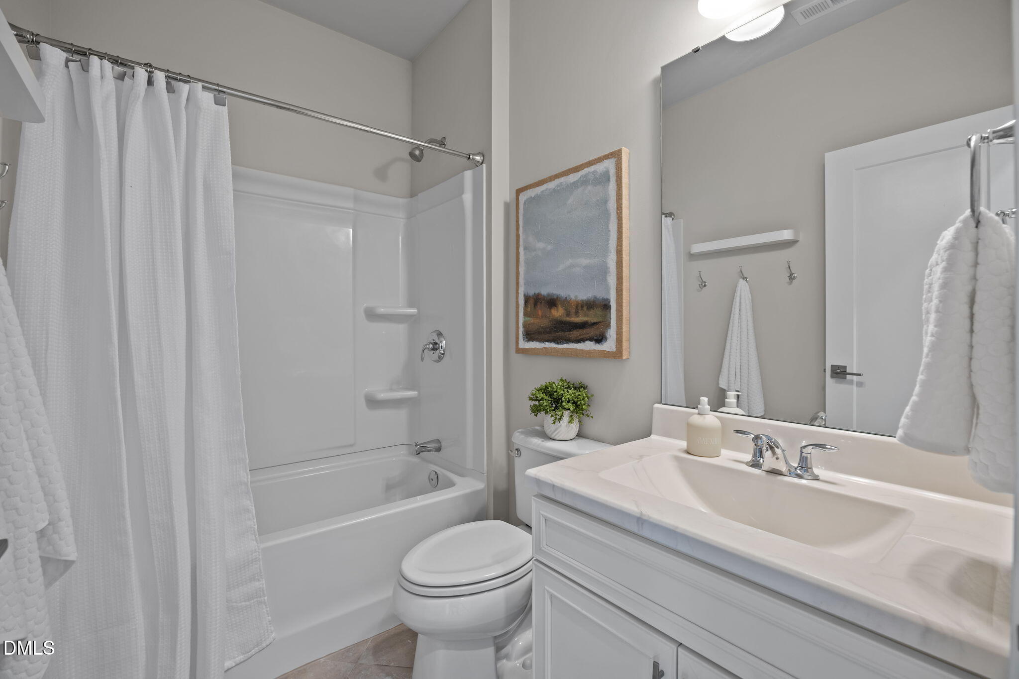 10210 Sablewood Drive, Unit 107 Raleigh, NC 27617 - Photo 18 of 27 27-web-or-mls-IMG_5017