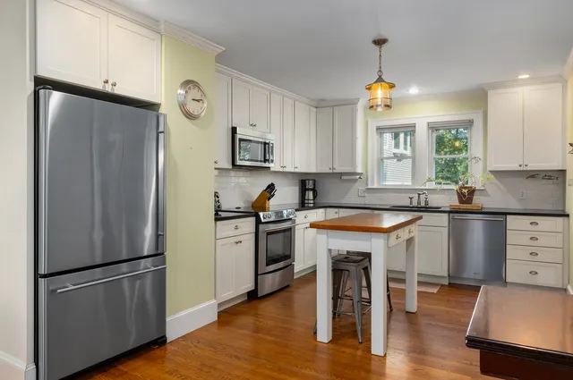 $1,075,000 | 8 Water Street, Unit 1, Kittery, ME 03904