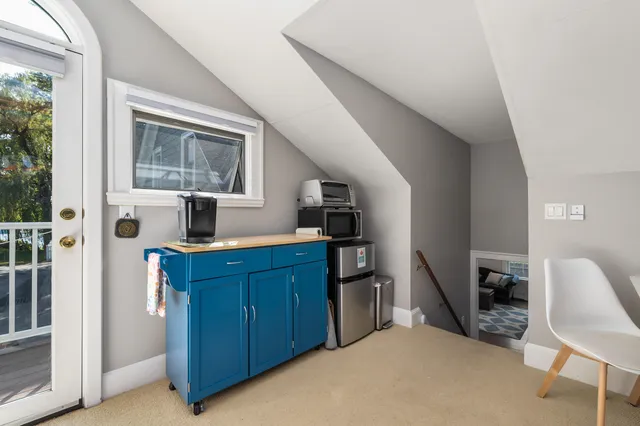 $1,075,000 | 8 Water Street, Unit 1, Kittery, ME 03904