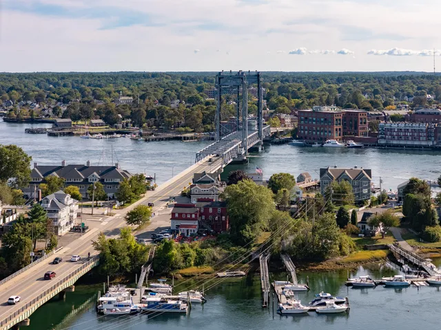 $1,075,000 | 8 Water Street, Unit 1, Kittery, ME 03904