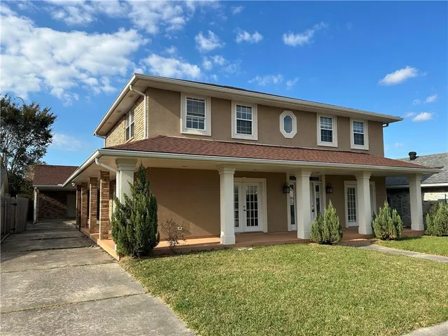 $310,000 | 2816 Oak Drive, Violet, LA 70092