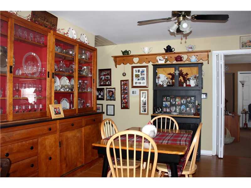 264 Howard Road Greenwood, IN 46142 - Photo 5 of 15 Gallery Image 5
