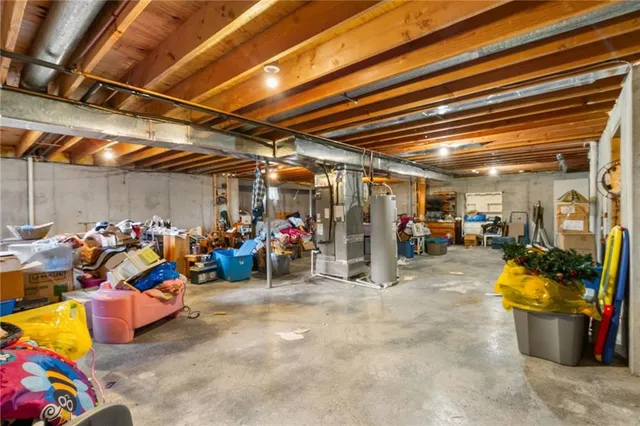 $375,000 | 1366 Northwest 565th Road, Holden, MO 64040