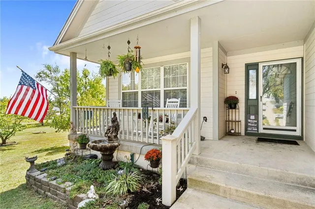 $375,000 | 1366 Northwest 565th Road, Holden, MO 64040