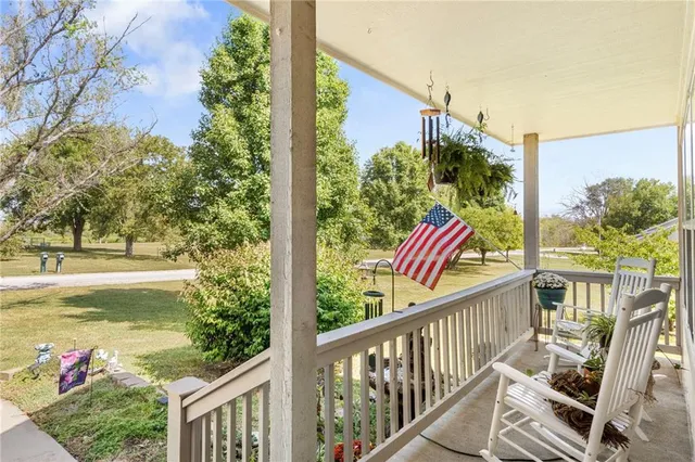 $375,000 | 1366 Northwest 565th Road, Holden, MO 64040