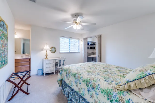 $585,000 | 21655 Valley Park Drive, Garden Ridge, TX 78266