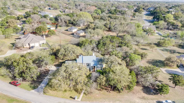 $585,000 | 21655 Valley Park Drive, Garden Ridge, TX 78266
