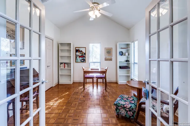 $585,000 | 21655 Valley Park Drive, Garden Ridge, TX 78266