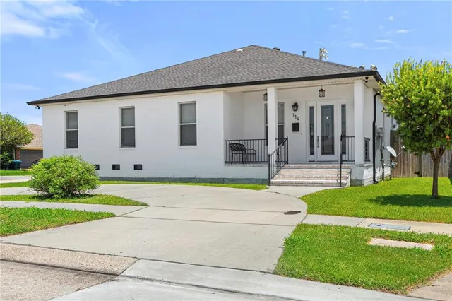$2,700 | 114 Gelpi Avenue, Kenner, LA 70065
