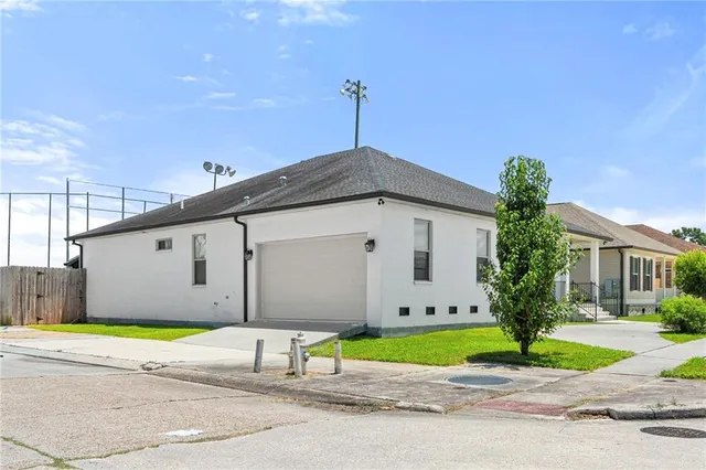 $2,700 | 114 Gelpi Avenue, Kenner, LA 70065
