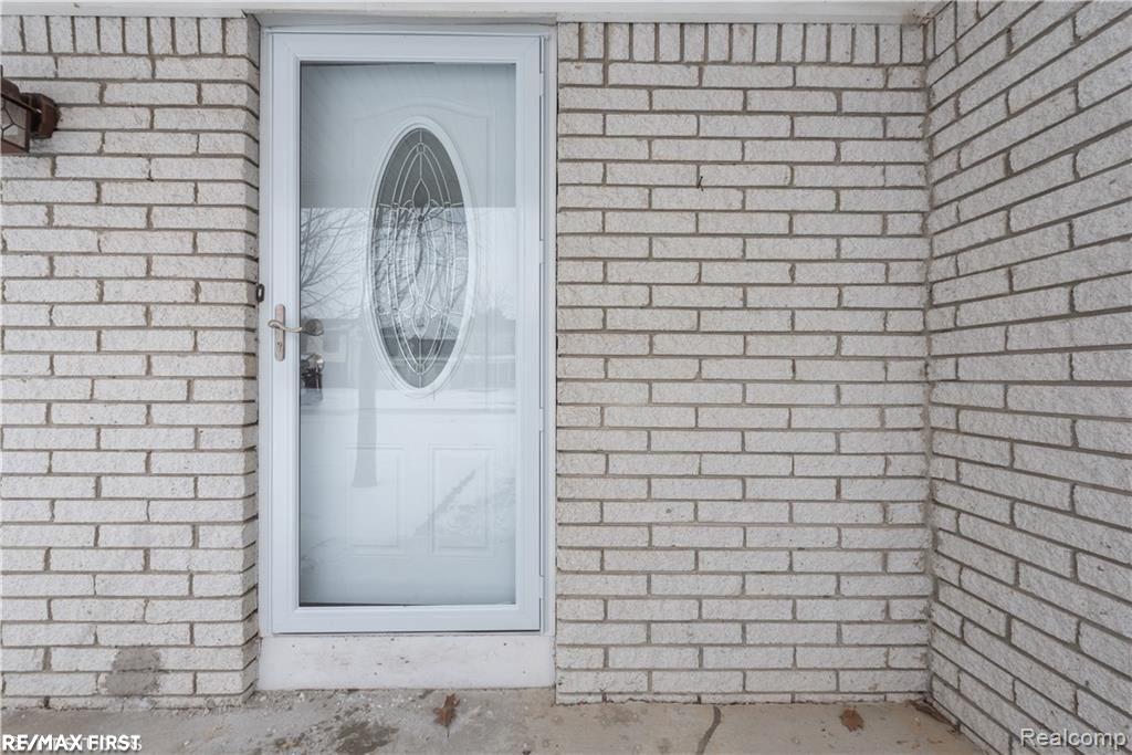 33670 Embassy Street Chesterfield, MI 48047 - Photo 2 of 14