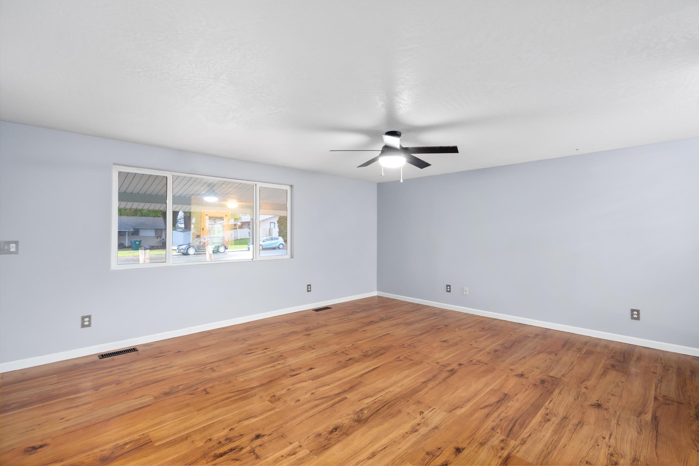 7317 North Colton Street Spokane, WA 99208 - Photo 13 of 31