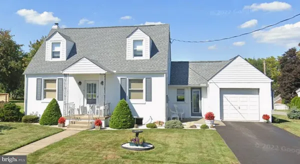 $279,900 | 825 Bellefonte Avenue, Reading, PA 19607