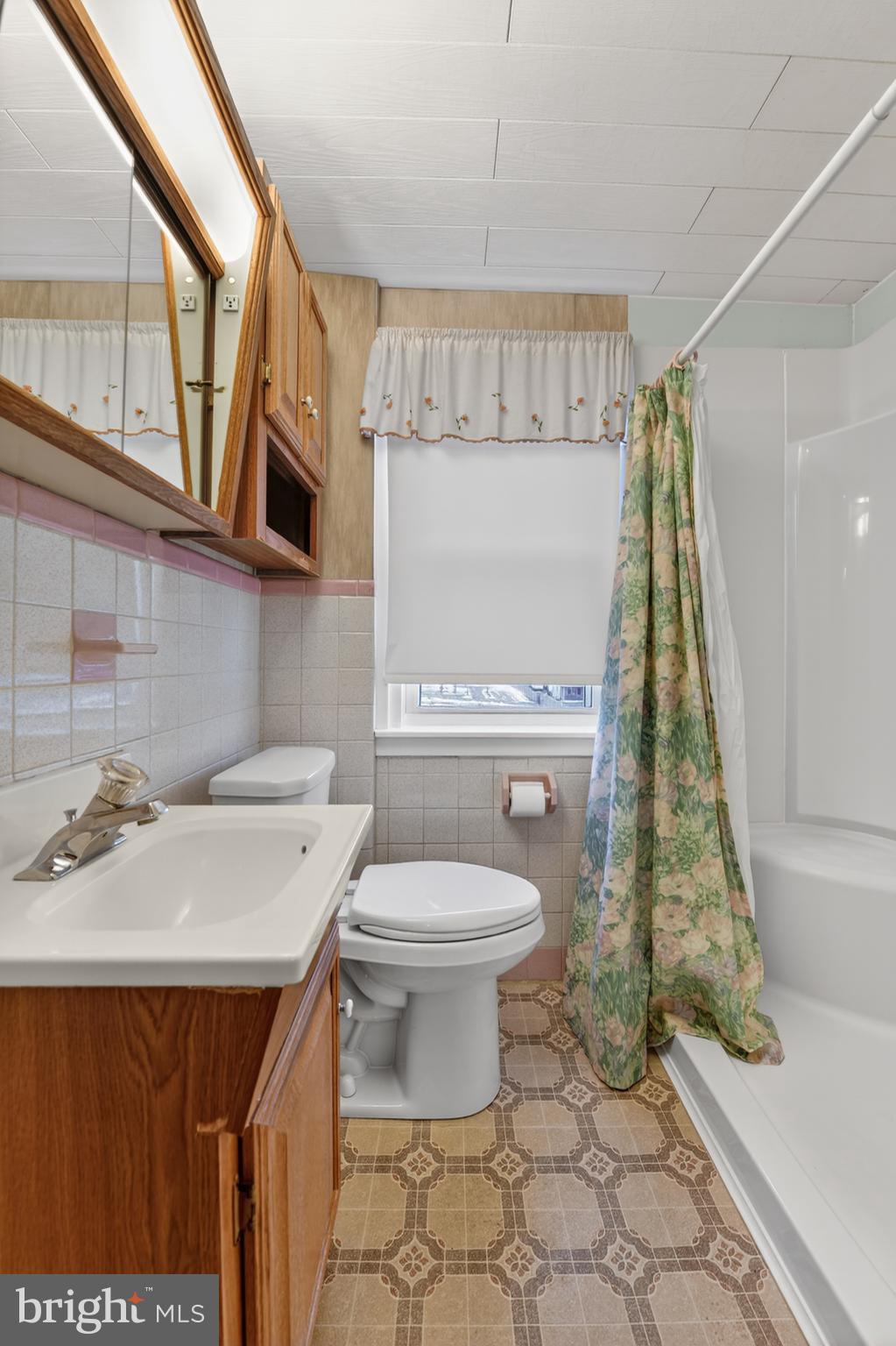 825 Bellefonte Avenue Reading, PA 19607 - Photo 22 of 33