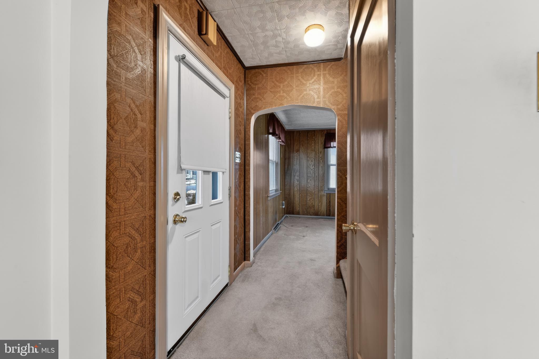 825 Bellefonte Avenue Reading, PA 19607 - Photo 7 of 33