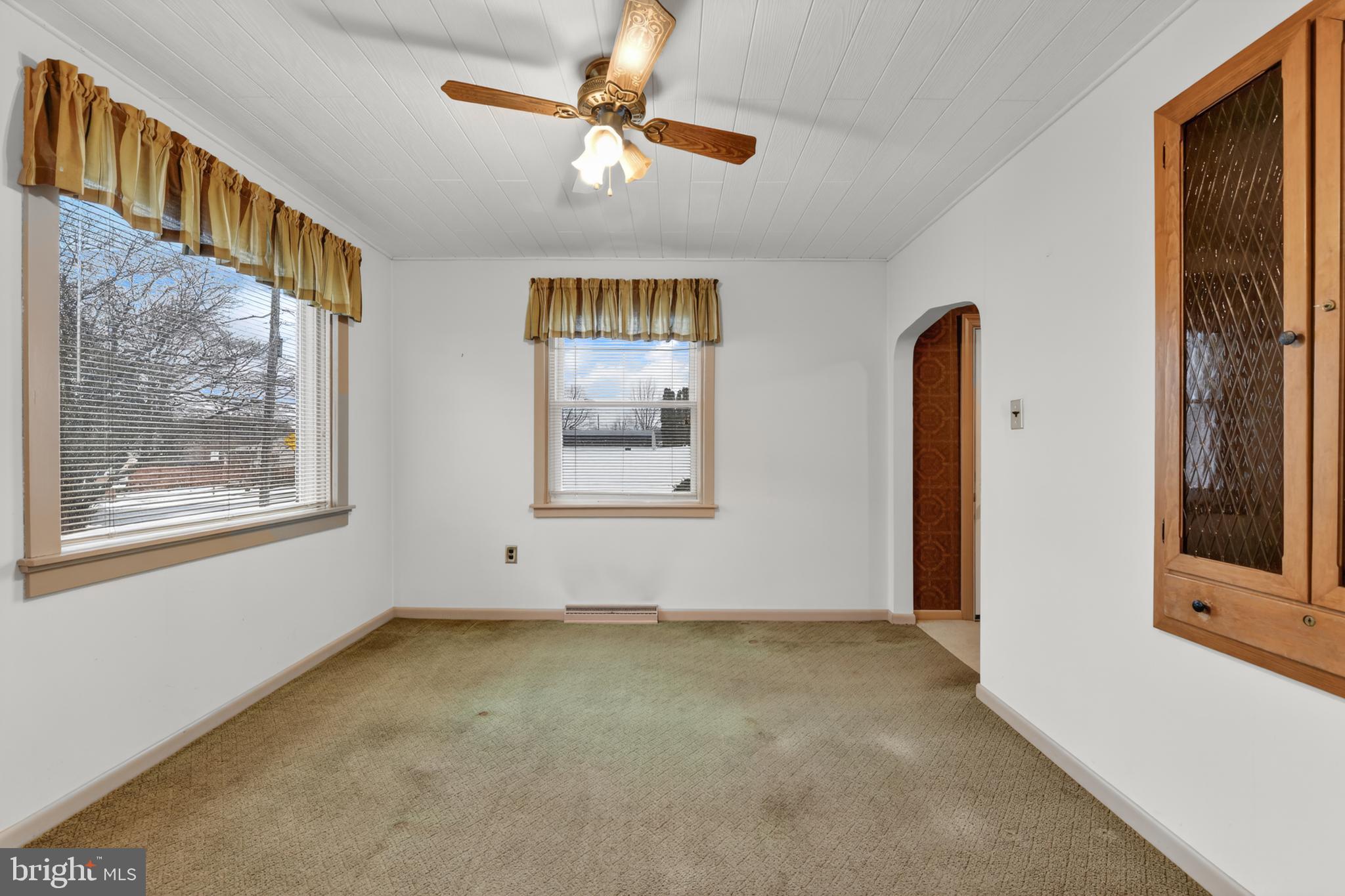 825 Bellefonte Avenue Reading, PA 19607 - Photo 10 of 33