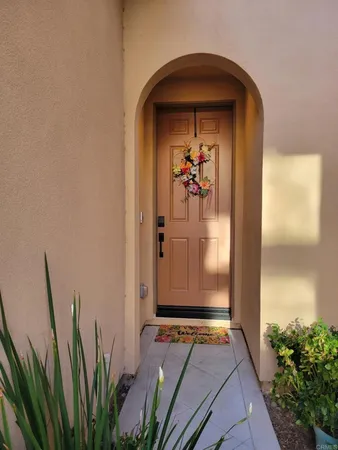 $678,000 | 1752 Heywood Street, Unit B, Simi Valley, CA 93065