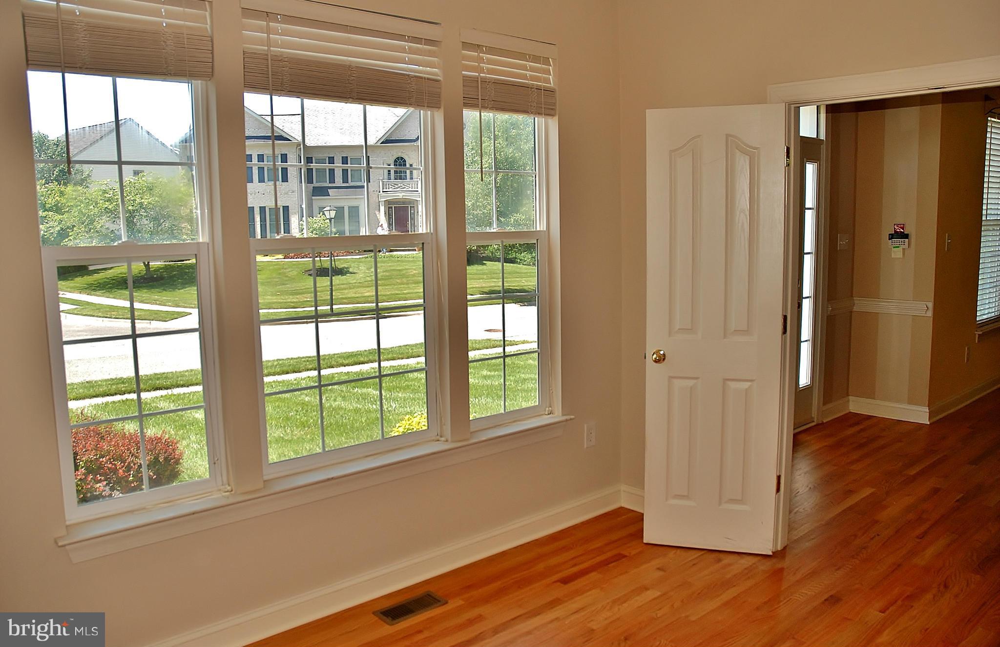 18256 Wickham Road Olney, MD 20832 - Photo 3 of 30 First floor Den/Study/Office