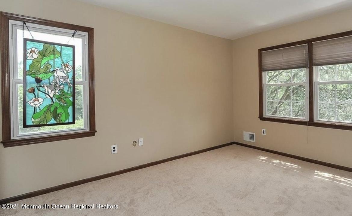 44 Hillcrest Road Holmdel, NJ 07733 - Photo 11 of 21 IMG_2231