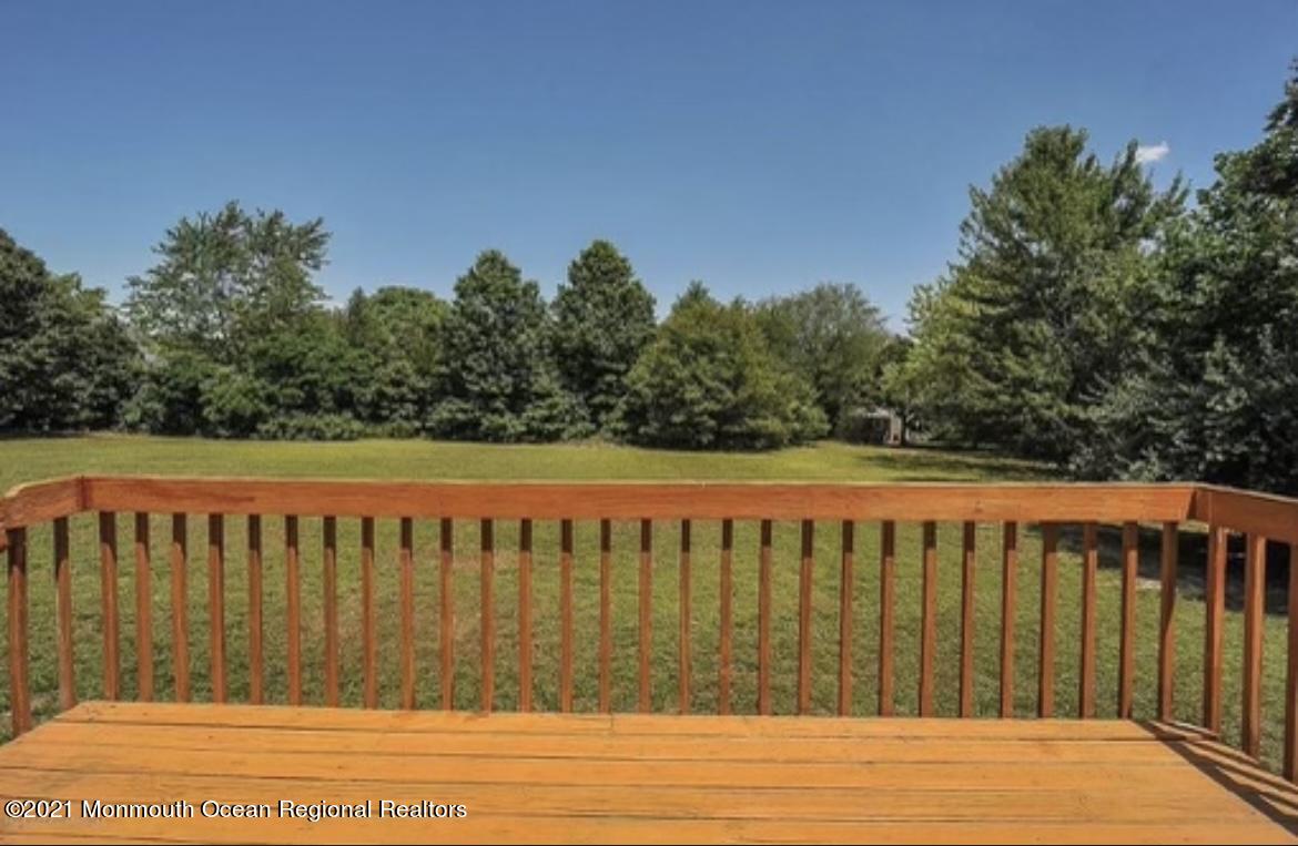 44 Hillcrest Road Holmdel, NJ 07733 - Photo 19 of 21 IMG_2218
