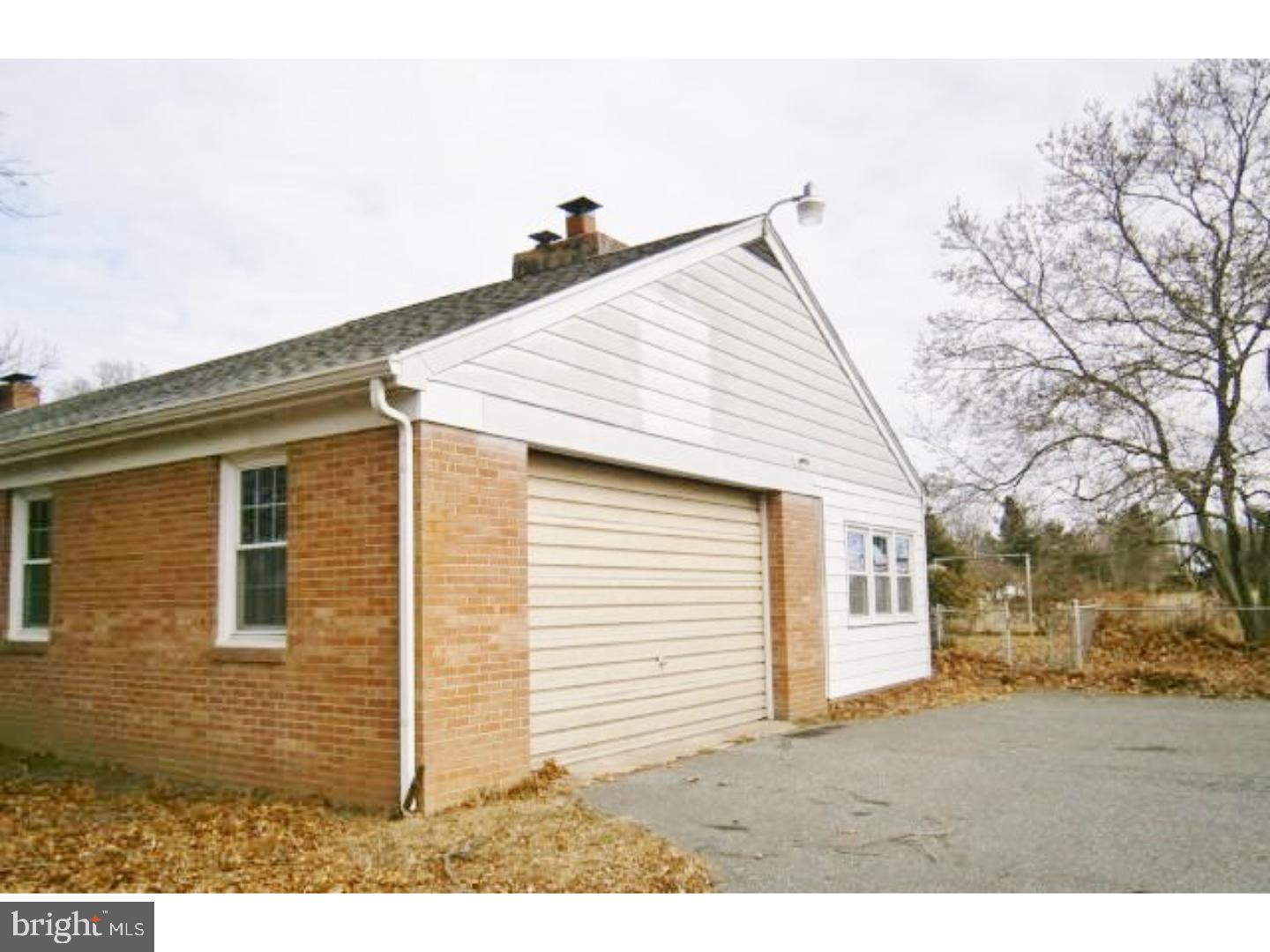 16 Harris Road Salem, NJ 08079 - Photo 2 of 20 Exterior Side