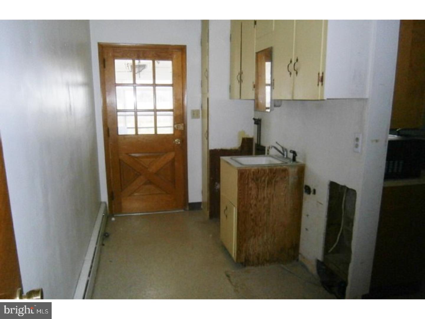 16 Harris Road Salem, NJ 08079 - Photo 17 of 20 Laundry Room