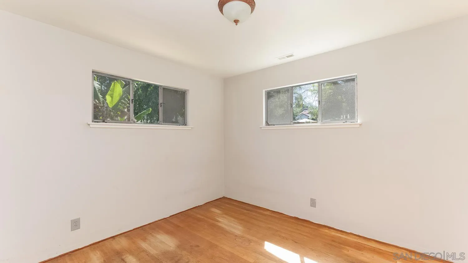 1003 Tiger Tail Road Vista, CA 92084 - Photo 18 of 22 a view of room with window
