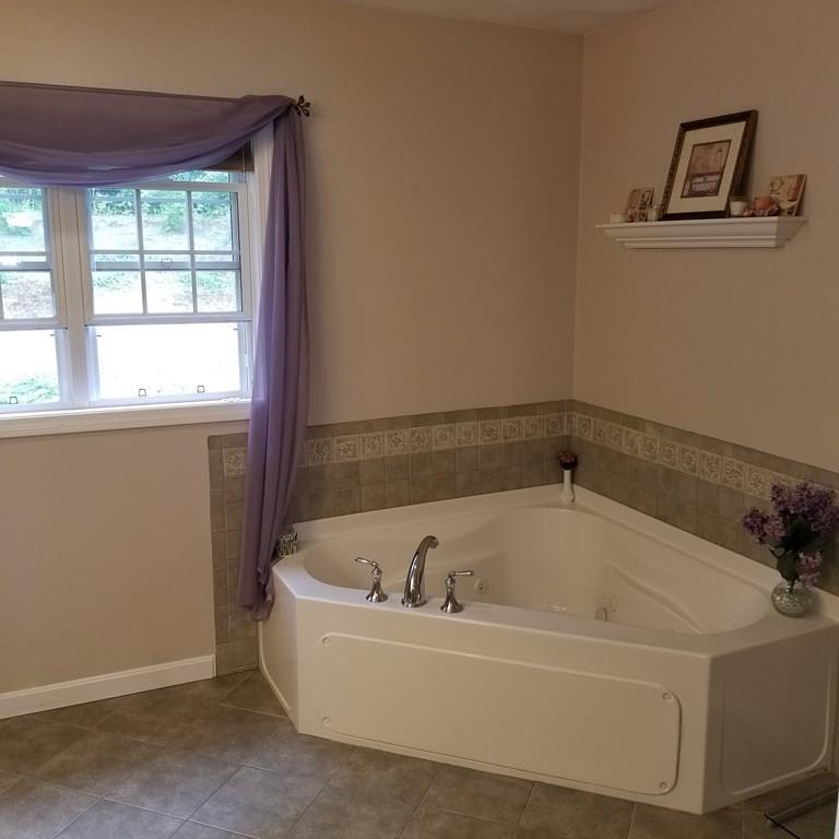 40 Snow Road Haverhill, MA 01832 - Photo 18 of 28 Gallery Image 18