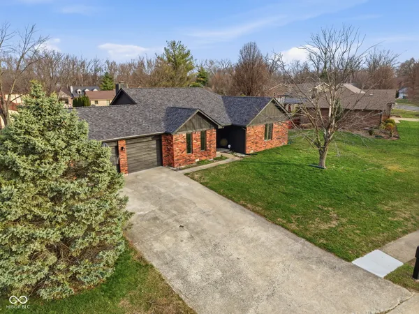 $360,000 | 914 Corey Lane, Plainfield, IN 46168