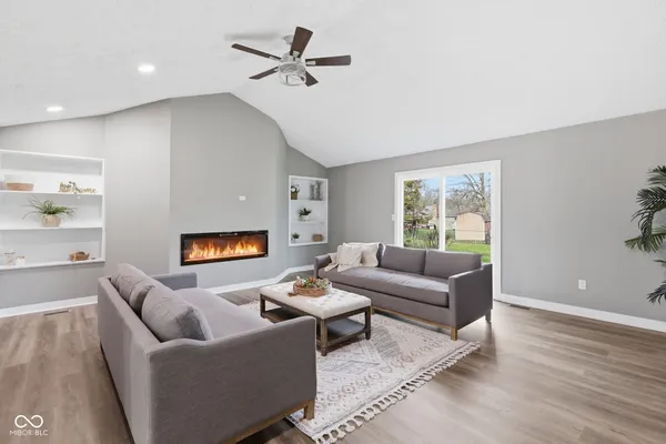 $360,000 | 914 Corey Lane, Plainfield, IN 46168
