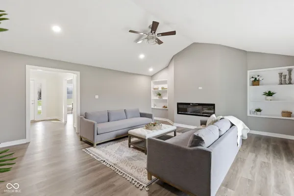$360,000 | 914 Corey Lane, Plainfield, IN 46168
