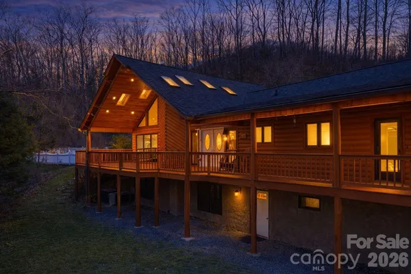 $769,000 | 112 Hawks Nest Ridge, Cullowhee, NC 28723