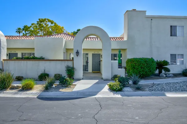 $3,200 | 43754 Ave Alicante, Palm Desert, CA 92211