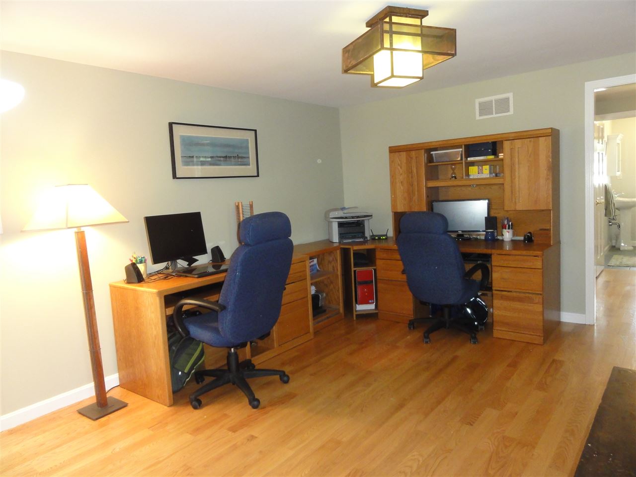 4 Locke Road Amherst, NH 03031 - Photo 22 of 40