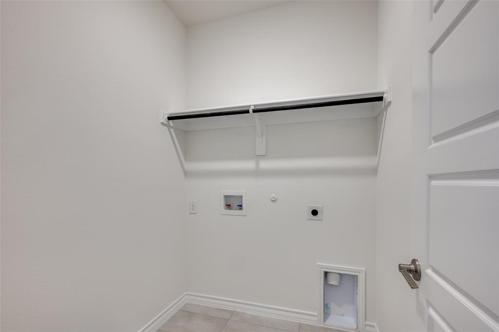 348 Fallbrook Drive Aledo, TX 76008 - Photo 15 of 31 a view of small space