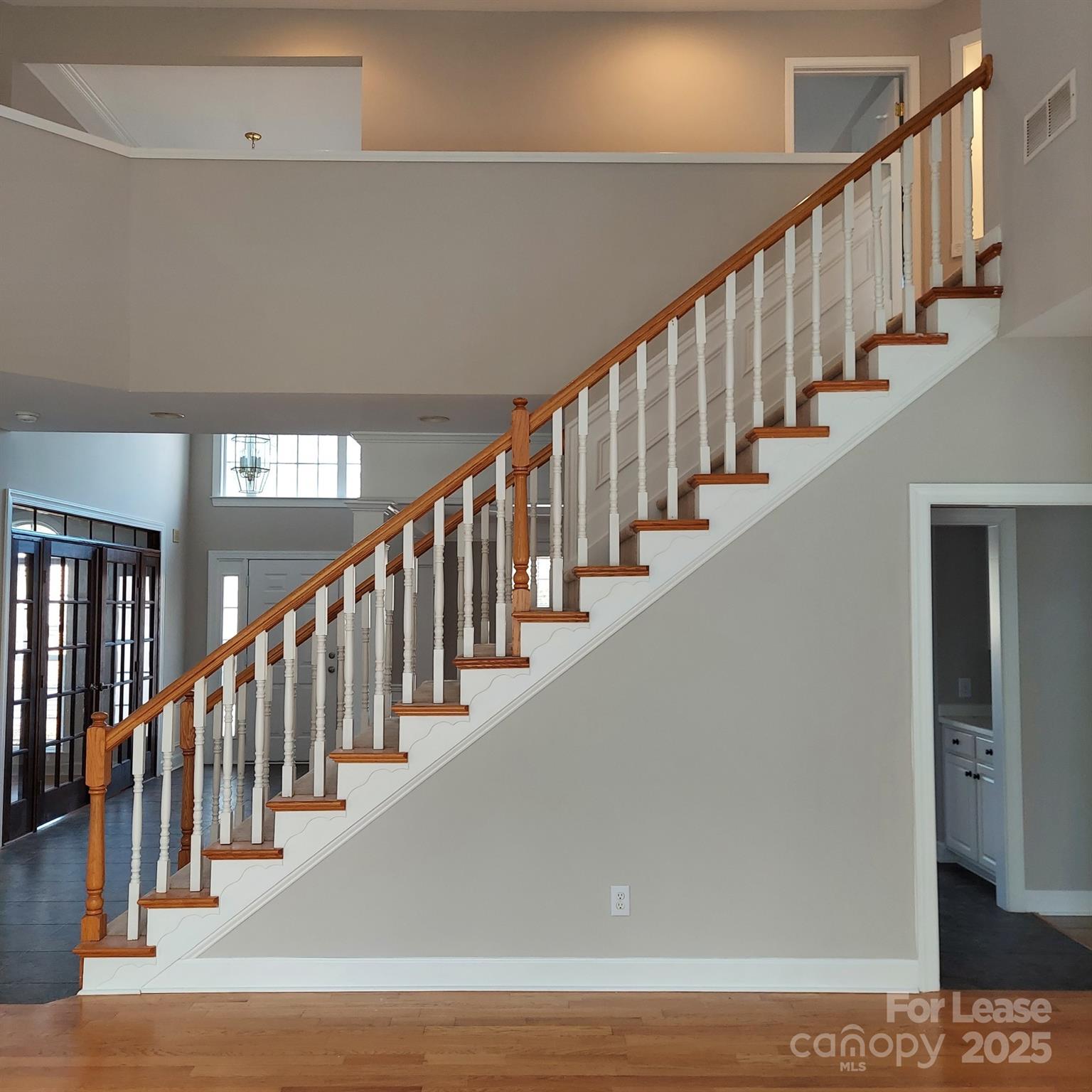 10820 Knight Castle Drive Charlotte, NC 28277 - Photo 16 of 35 a view of an entryway