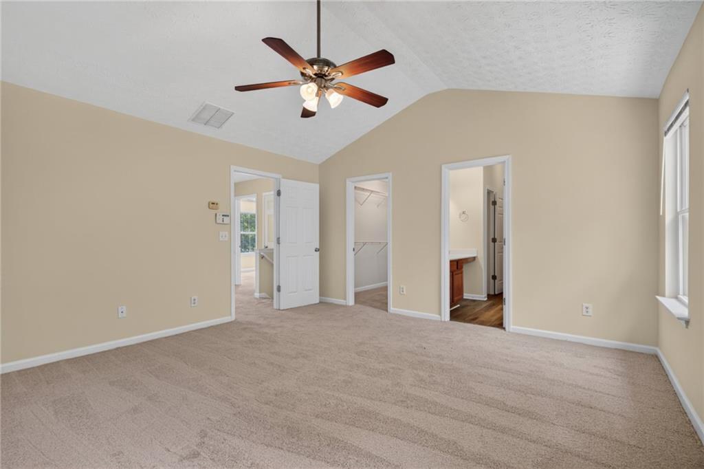 9426 Lakeview Road Union City, GA 30291 - Photo 17 of 36 Gallery Image 17