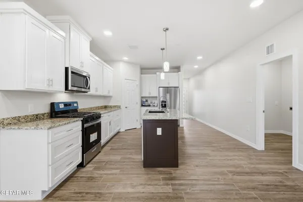 $289,950 | 12333 Jack Vowell Way, El Paso, TX 79934