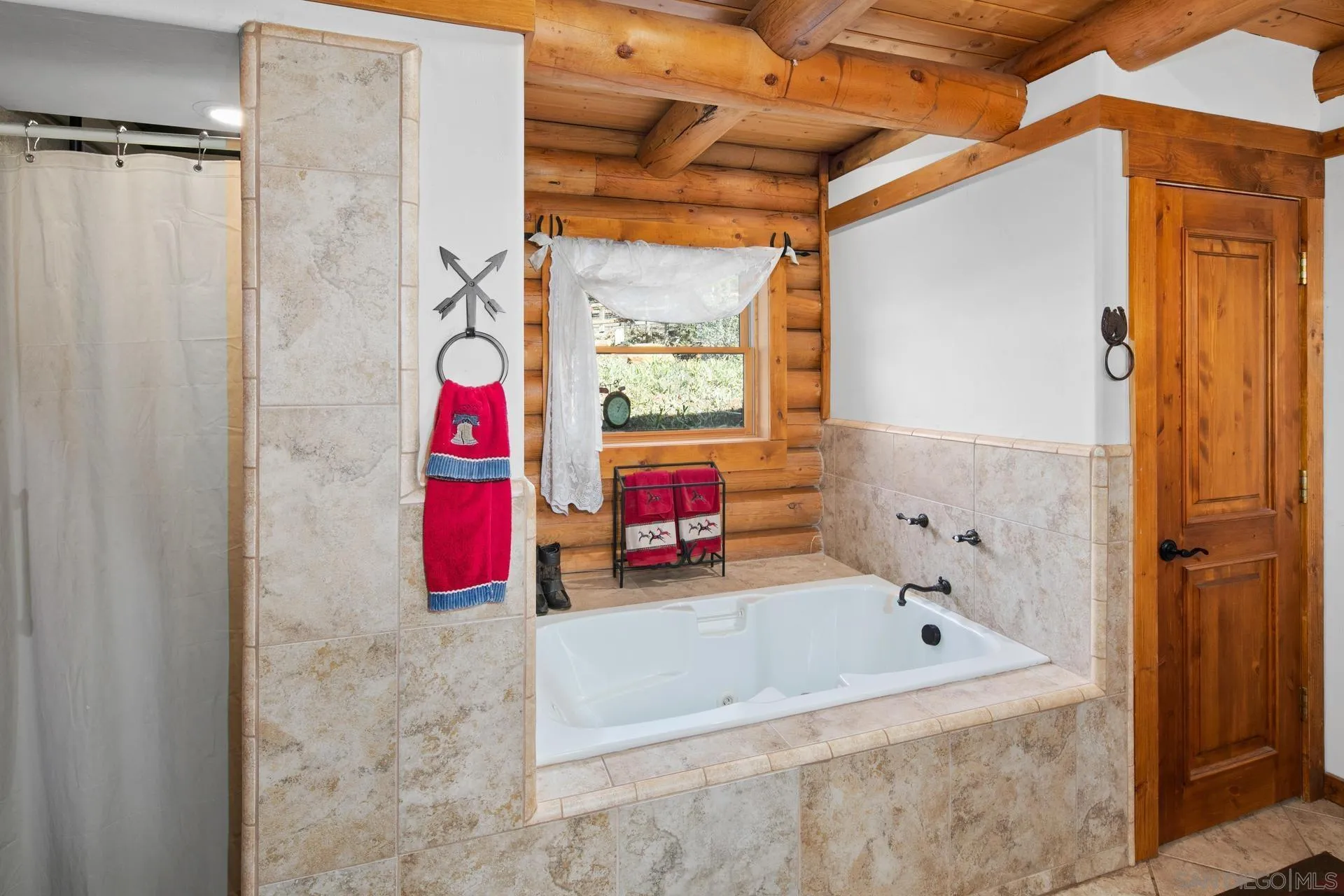 15484 Incapa Road Julian, CA 92036 - Photo 23 of 63 a bathroom with a bathtub and a shower