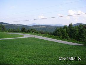 646 Low Gap Road Hendersonville, NC 28792 - Photo 2 of 23 Gallery Image 2