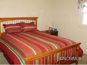 646 Low Gap Road Hendersonville, NC 28792 - Photo 17 of 23 Gallery Image 17