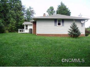 646 Low Gap Road Hendersonville, NC 28792 - Photo 4 of 23 Gallery Image 4